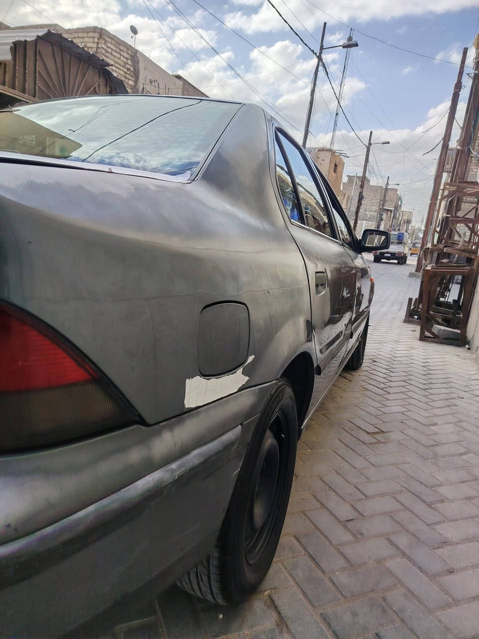 السلام عليكم البيع سمند موديل 2006 فرنسي ***********
