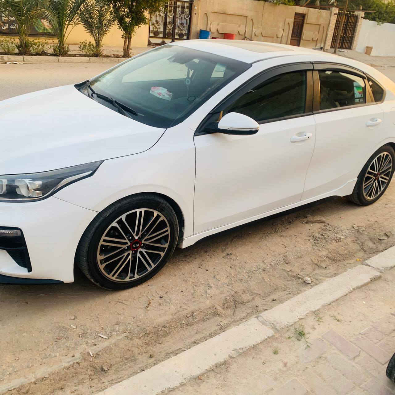 كيا فورتي وراد امريكي موديل ٢١ 
مكينه كير تبريد قطعتين جاهزة 

كير عادي ست نمر والبك سبعه نظام رياضي سبورت
رقم بغداد 
المواصفات : مانع انزلاق رادار امامي مانع تصادم اشاير بلمري بصمه ترحيب صندوق ذكي كامره خلفيه بصمت تشغيل تحكم سرعه تثبيت مسار الطريق

السعر ١١٨ وبيه مجال 

الاستفسار أكثر الاتصال على الرقم ‏‪***********‬‏
