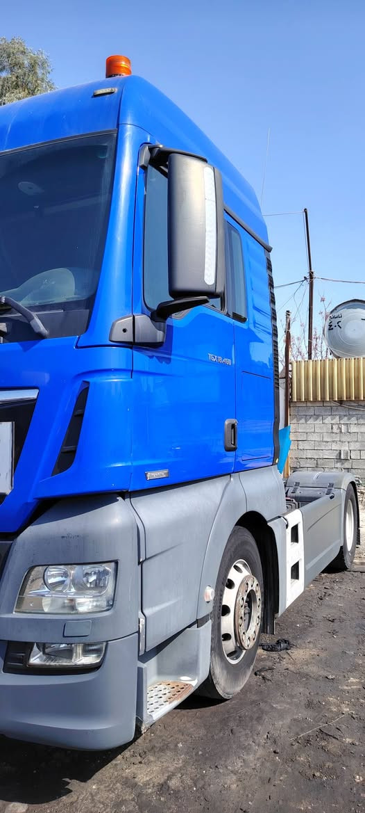 مان TGX 18-460 كامل مواصفات 2018 داخل جديد 
210 ورقة.      واتساب ***********
