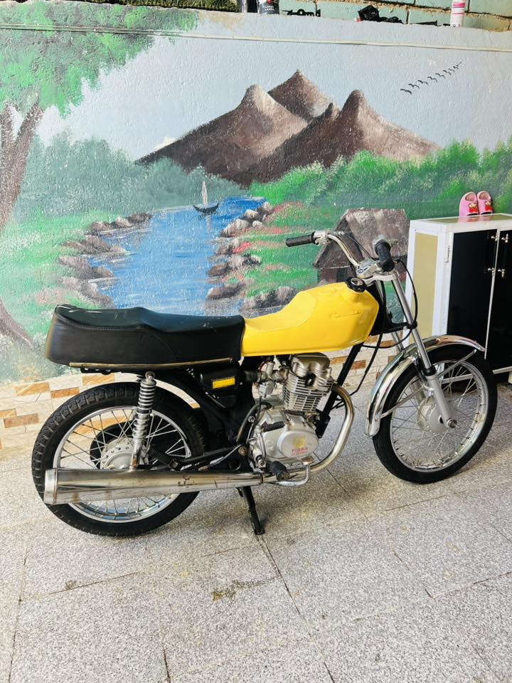 سلام عليكم دراجه كلك كلك تعمير 2025 للبيع محرك تايكر  دراجه حلوه وجديده شلعه ومعدل فول دراجه بل حقيقه احله من صور دراجه ماعوزه شي العنوان الناصريه مركز السعر ٥٥٠ وبيه مجال الرقم ***********
