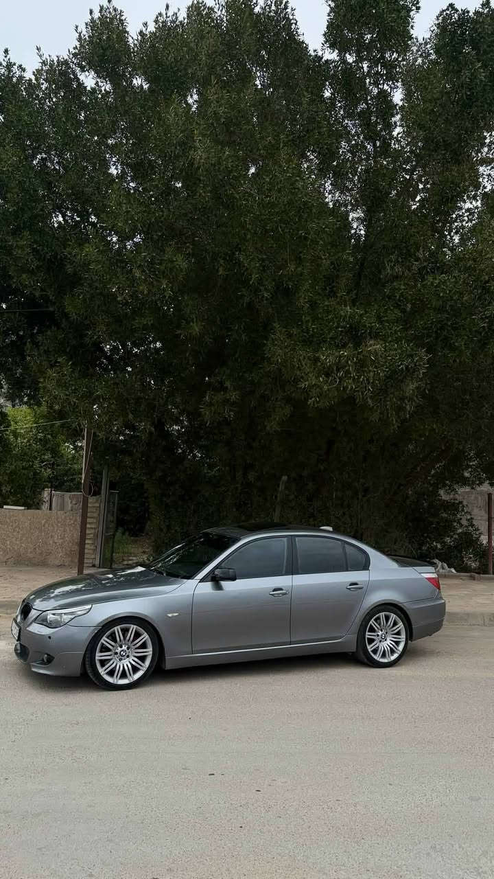 سلام عليكم حبايب بيع مستعجل 
BMW e60 N52 b30 
موديل 2008 
فول موصفات للأخير 
كير كوبرا 
دعاميات M5 
دركه M5 
كشنات M5
ويل M5 
صبغ احزام الجماليه 
تبريد ثلج 
سستم صوت لوجك سفن 
صدر امامي خلفي جديد 
كير مكينه مكفولات 
سياره كلش حلوه وناصبه 
سعر 105 
مكان كربلاء 
***********
