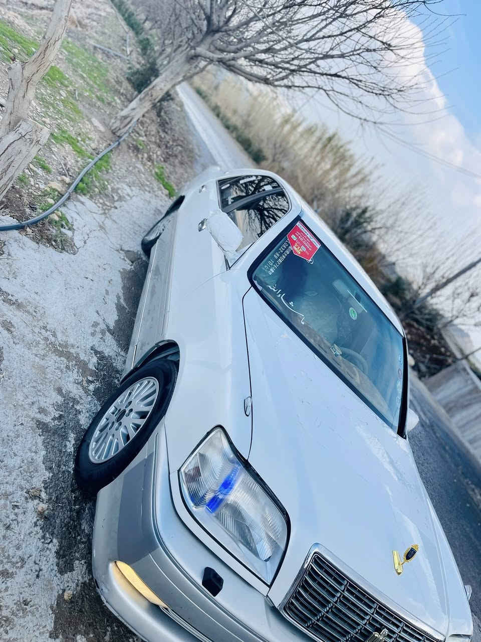 بڕاوە 2001
دوو دوگمە مەکینە دیفۆڕی گەورە 175
ناو بۆر دەشبڵ نەجەف
کارەبای تەجیل و سەماعەو تەبرید سارد و گەرم هەموی مەزبووت
گێڕ و مەکینە و ئەکسل بەشەرت
چرکەی تیا نیە کامل مەسروف کڕاوە بۆ عەیب پرسیار مەکە
کامل جوانکاری بوکراوە

مشتەری نیت سەرمان مەیەشینە لەگەڵ ڕێز🌹❤️

سعری ۳۳ گڵا قفڵ
شوین سلێمانی
***********
