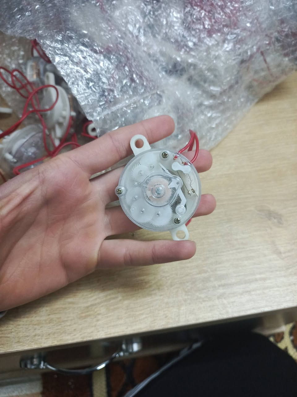 هاذة الجهاز ما اعرف شنو فايتة الي افيدة قيم وخذ عندي كمية منة اذا اتريد جملة مفرد


**إذا كنت صاحب هذا الإعلان وتريد حذفه لأي سبب، رجاءا أرسل رسالة إلى الدعم الفني**