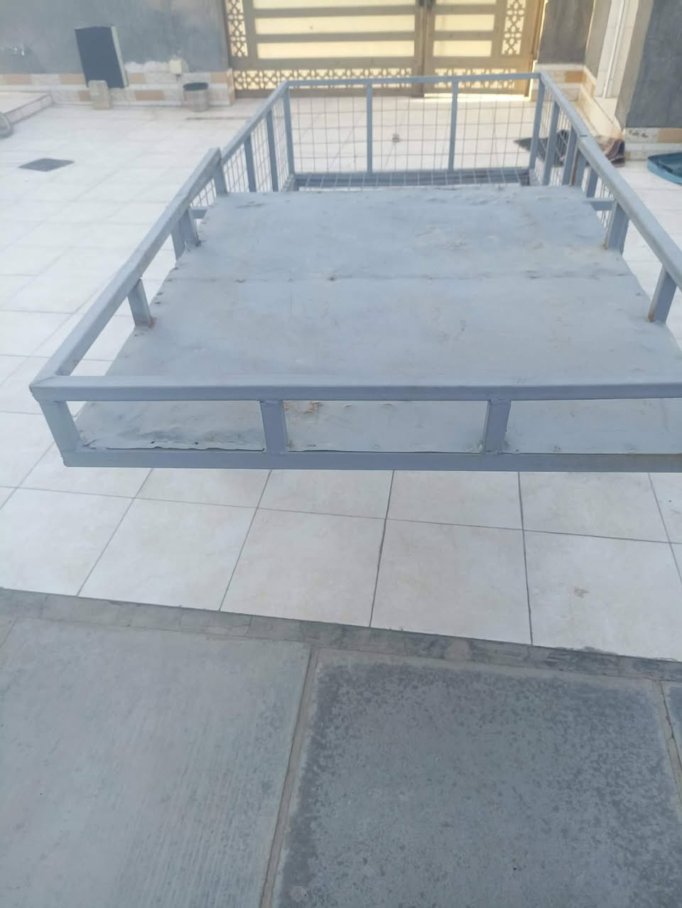 السلام عليكم محجر للبيع مال ستوته يخبل استوى مسوينه جديد سعره 180,000 المكان بالقاسم *********** واللي يريد يتصل على هذا الرقم وبي مجال
