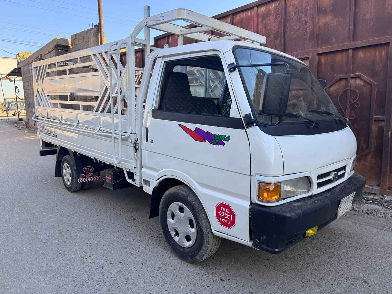 كيا بنكو موديل 95 
8 جنكال طويله رقم واسط مشروع وطني 
السعر 43 وبيها مجال 
العنوان بغداد حي النصر 
***********
