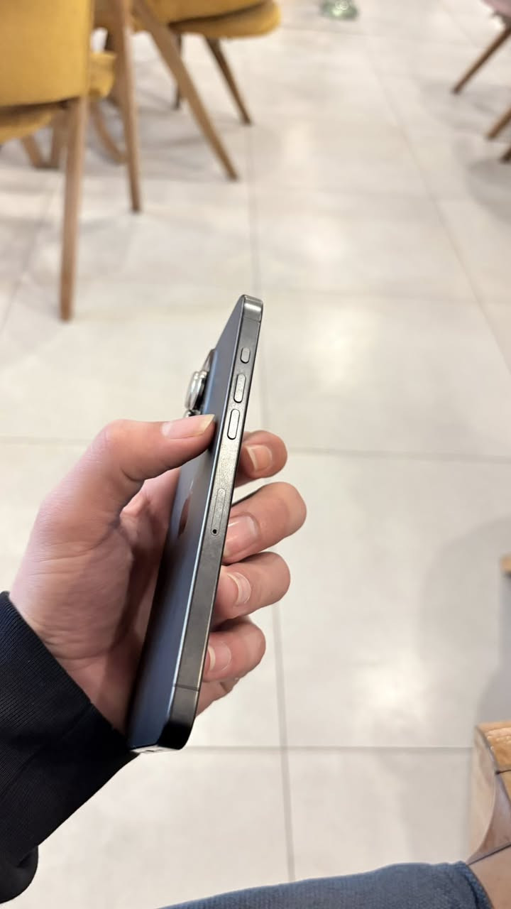 ايفون 15 برو ماكس
بطاريه 88‎%‎
ذاكرة 256
نموذج J/A
نضافه 95‎%‎
تواصل ***********
