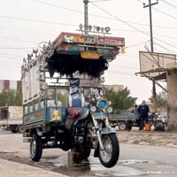 عندي ستوته اشتغل بيها على باب الله العنده غراض او اي شي يأجرني ومااقصر...