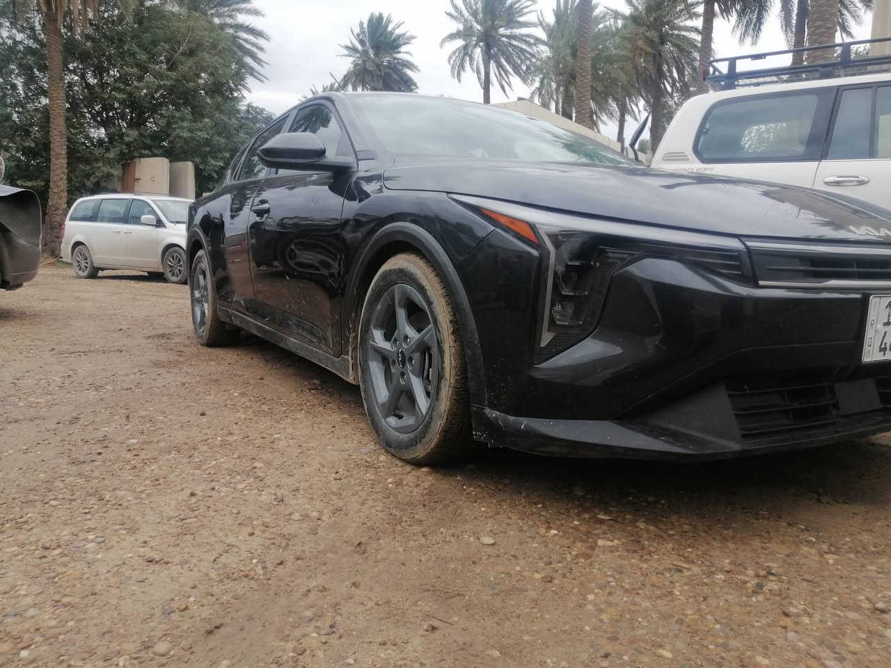 سلام عليكم خويه كي 4 نص فول سعر ١٩٠ وبيها مجال سياره ماشيه ٦٠٠٠ موديل ٢٠٢٥ 
*********** هاذه رقم صاحب سياره اني مكلف بل نشر
