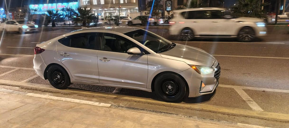 الانتره مديل 2020وارد امريكي سعر 100
ناشر صور الحادث بنيد وجاملغ حجم المحرك 2000دوش مكينه وكير وحداديه وتبريد كفاله رقم ميسان معوقين شهرين وصير حره كاضر للوكاله وتحويل 
عنوان بصره ***********
