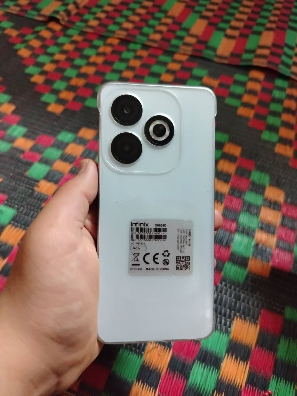 سلام عليكم جهاز Infinix smart 8
المواصفات والسعر في الخاص للشراي


**إذا كنت صاحب هذا الإعلان وتريد حذفه لأي سبب، رجاءا أرسل رسالة إلى الدعم الفني**