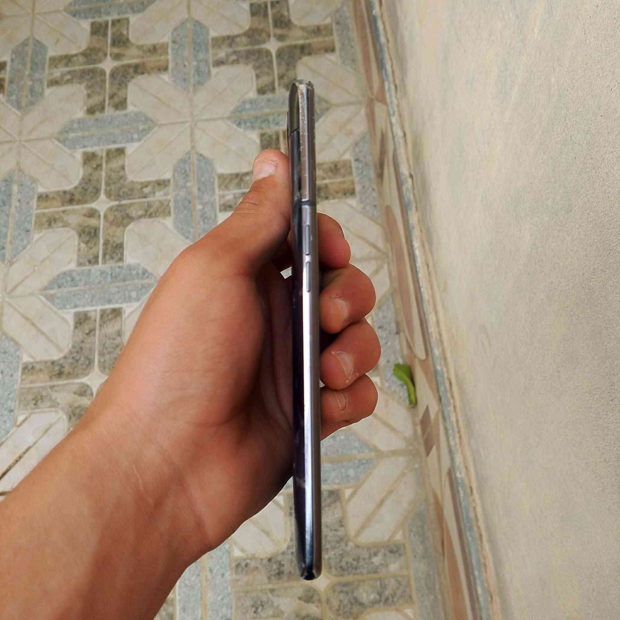 سلام عليكم موبايل للبيع A80 بس كامره لماميه تشتغل سعر 55وبي مجال ذاكرته 128مكاني ديالى تقاطع القدس رقمي ***********
