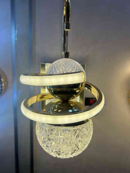 براكيت ثريا جداري ثلاث حركات السعر 17000 التوصيل 5000 الكميات مجانا للحجز والاستفسار الاتصال على الارقام التالية ***********
***********
