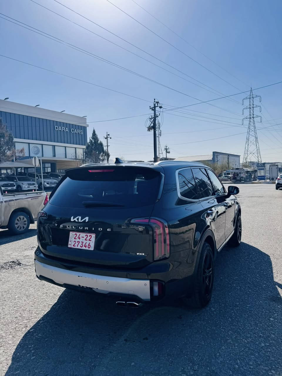 كيا تولرايد برستيج موديل 2024 لبيع و مراوس حسب قناعة 
ضررها بس باب صبخ ويا شبرة قدام سلايد
ماشي ٢٢ الف مايل 
لون مميز 

فول مواصفات 

بانوراما +فتحة 

كشنات جلد كهرباء تدفئة تبريد 

كشنات خلفية منفصلة Vip

سستم سماعات 🔊 هارمن كارد 

شاشة كبيرة 

4 كامرات جانبية وخلفية وامامية 

مري شفط 

مري قلابة 

شاشة دجتل كبيرة 

5 وضعيات قيادة 

حساسات امامي خلفي 

رادارات 360 درجة 

رادار امامي تفاعلي 

نظام تحديد مسار 

نظام نقطة عمياء 

اوتو هولد 

سايد بريك بصمة 

شحن لاسلكي 

نظام ابل كاربلي 

7 مداخل USB

تحكمات ستيرن 

لدات داخلية محيطية كل ألوان تتغير بلادية 

بردات خلفية 

نظام تبريد مناخ منفصل 

تبريد مركزي 

لايت 4 عدسات اوتو 

نظام محافظة عل طفل مايفتح باب خلفي حال عبور سيارة 

صندوق كهرباء شفط 

نظام اوامر صوتية 

ويل حجم 20 

محرك 3.8 

كير 8 

وبعد بيهة هواي مواصفات 
السعر ٢٢١ ورقة

استفسار اكثر  
عنوان اربيل مةدينة معارض شركة نجوم البصرة كارس

***********
واتساب 
***********
واتساب 

+964 775 627 0834
