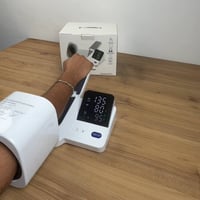 جهاز قياس ضغط • يدعم إنجليزي