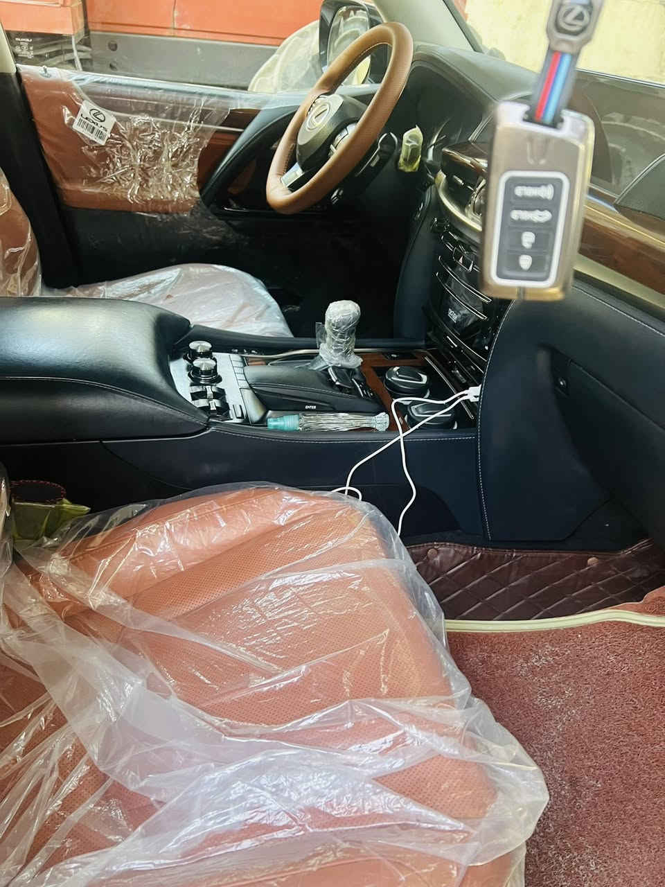 لكزز بريم ومعروفه مواصفات البريم  كفاله عامه على السونار موديل 2020باسمي 5700مكاني بابل جبله ماشيه 84 بيع أو مرؤوس حسب قناعة السعر 77$ بيها مجال بسيط هاتف ***********و***********
