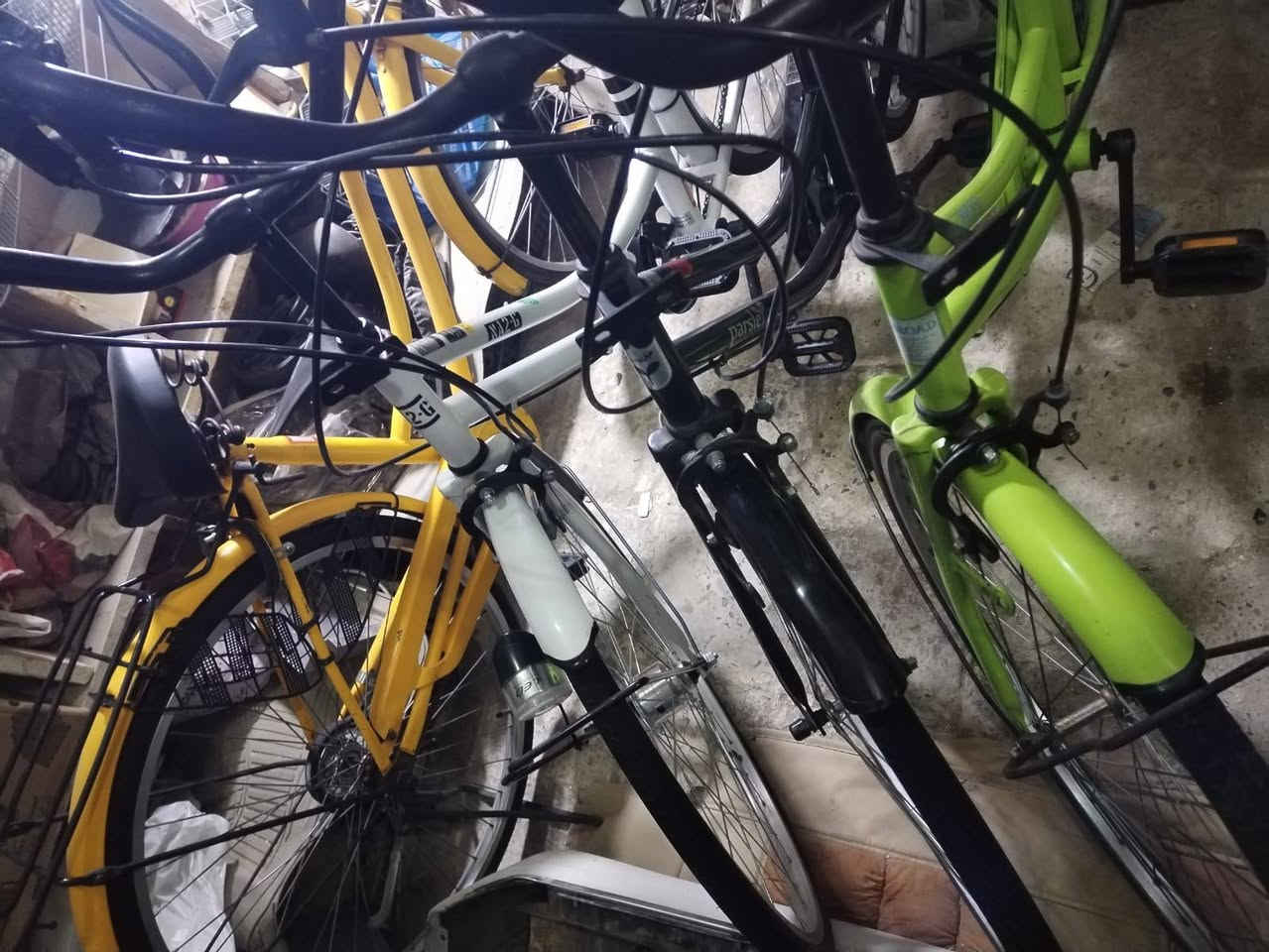 السلام عليكم بيسكلات باله يابانيه انضاف العنوان ناصريه سومر السوك العصري ***********
