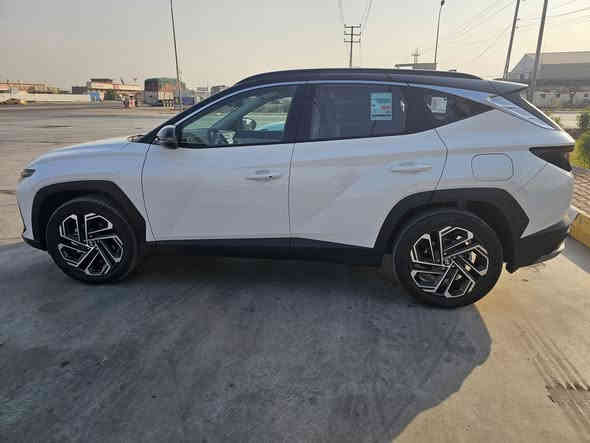 توسان 2025
المسافة المقطوعة ( 378km) زيرو 

فول 1/1 أعلى فئة

سقف اسود 

شاشة دجيتال

كراسي كهرباء تبريد + صندوق كهربائي

حساس امامي خلفي + 2 كامرات 

لايت زينون + بك لايت لد

ضمان الوكالة الأولى

السعر 248

للاستفسار اكثر ***********
