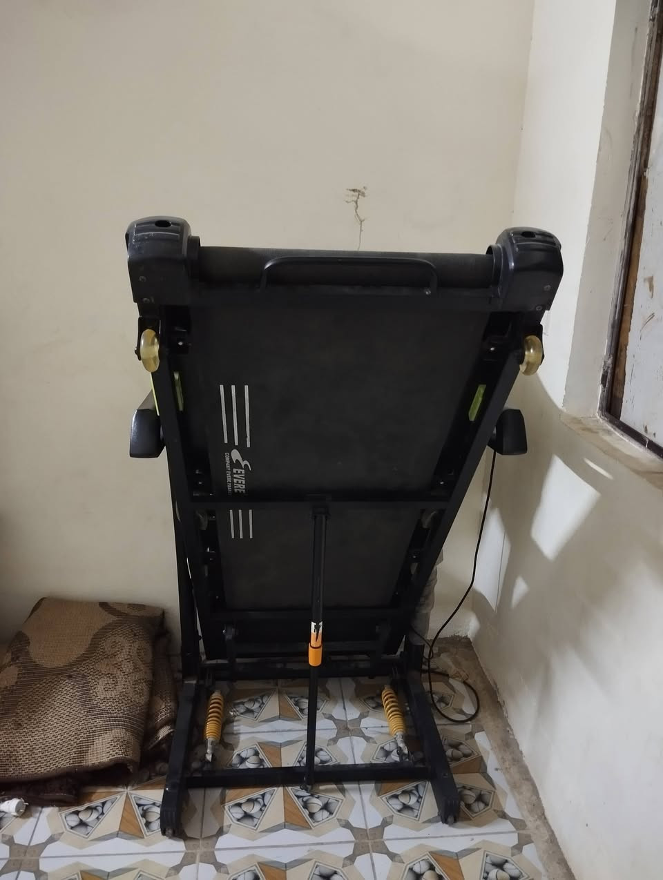 جهاز جري للبيع سعر 250 رقم التليفون *********** عنوان بغداد الحريه قرب اسواق نمب جهاز نظيف جدا جدا جبلير 1
