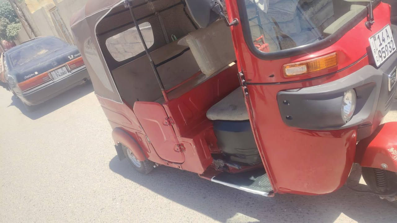 السلام وعليكم تكتك رقم وسنويه مديل 22 بيه صفحه ومكينه مجفته تجفيت شركه شراي يتصل ***********
