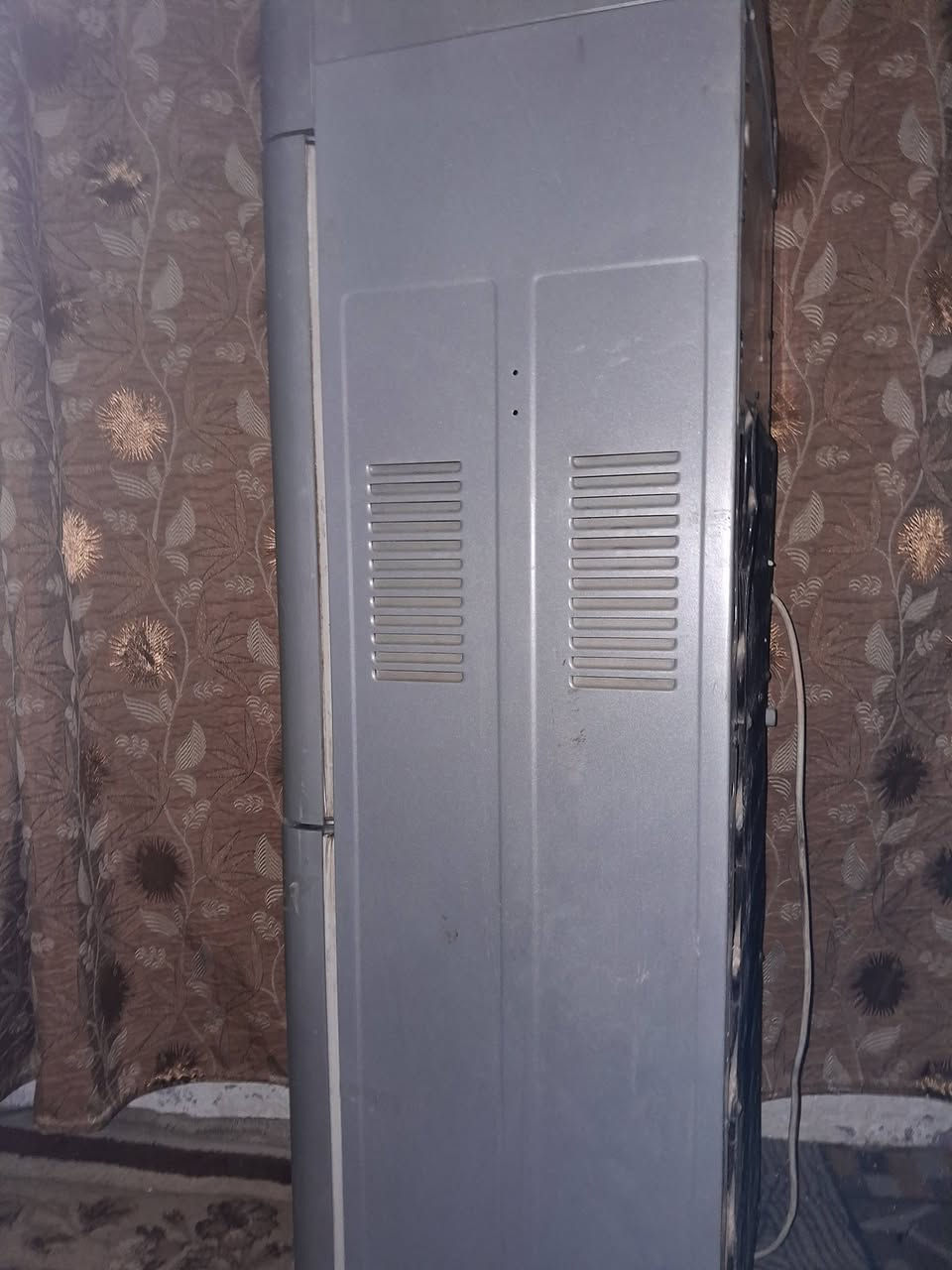 السلام عليكم ثلاجه اوبراد شغالات شرط الفحص نضافه فول مكان حله ابي غرق رقمي ***********
