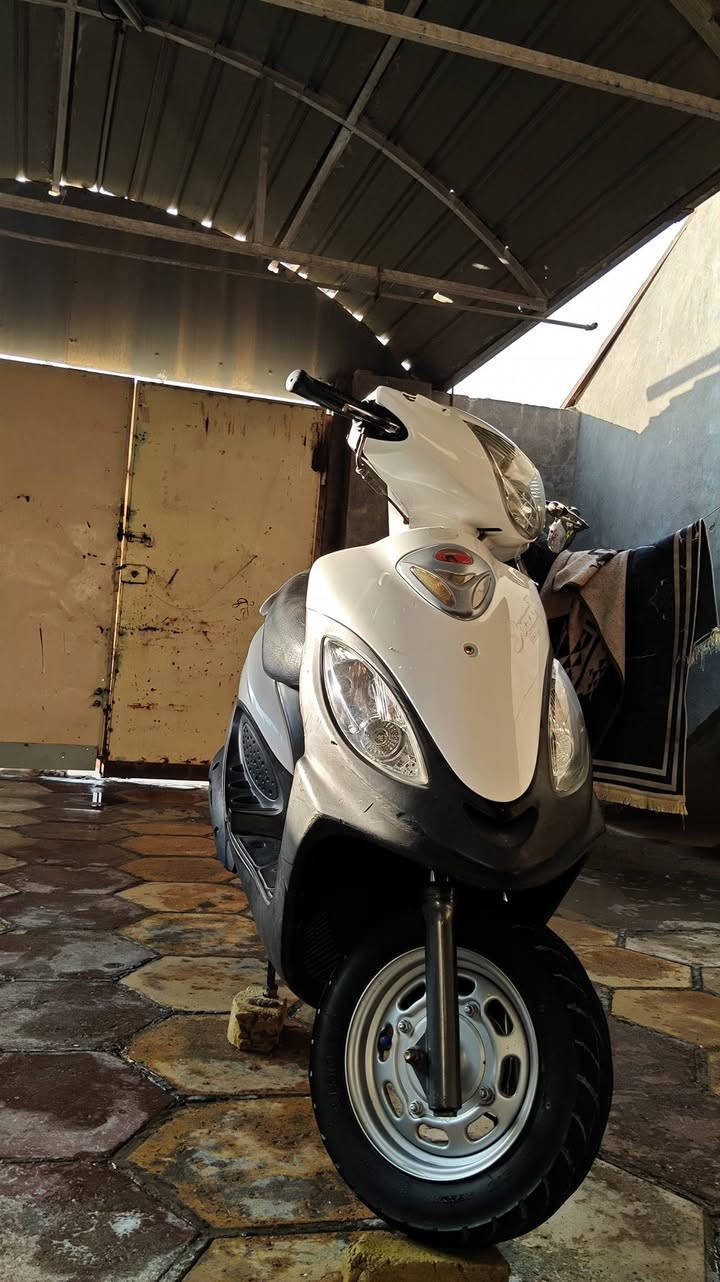 كامكو V2 للبيع 2011 مكفولة كفالة عامة الاستفسار اتصل علئ هذا الرقم ***********
