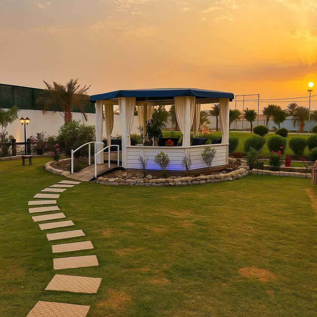 متوفر حجوزات طيلت ايام 
السبوع حجز وانته مطمئن 
المزرع موثقه بتطبيق اجرلي 
الحجز واتساب***********
الموقع بعيثه
