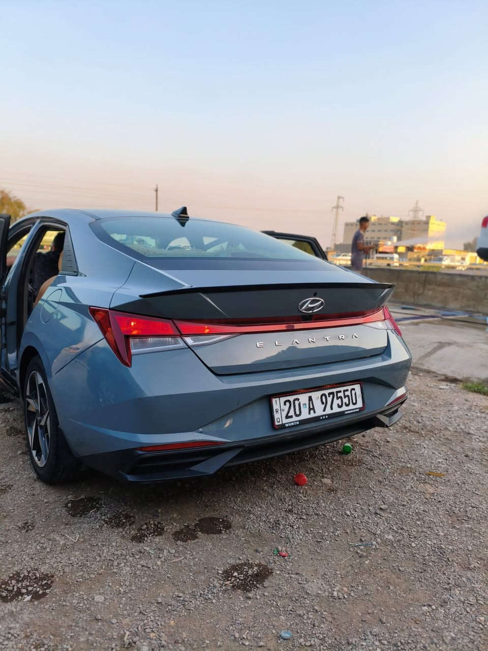 السلام عليكم
النترا 2023 لون اسمنتي
السياره معوقين تتحول ب 2030 تاخذ وكاله عامه بلسياره 
السياره فول عدا الفتحه
سونارهه مُرفق بالمنشور حادثهه بدون ايرباك بدون دواخل 
السيارة ماشية50الف ميل 
السعر 152 وبيهه مجال 
للتواصل ***********
مكانهه ديالى بعقوبه تقاطع القدس
