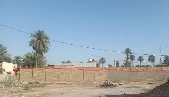 سلام عليكم قطعه ارض للبيع طابو زراعي سند 25 مساحته 1300متر مسيجه بناء وكل مترين ونص شيلمان دنك صب كونكريت مدفونه ويه شارع العام 300م ماء كهرباء عواميدجديده شارع تبليط تكدر تفتح باب على كم عنوان نجف ألارض معمل سمنت كوفه وره كم مال معمل كبال الخزاعل سعر نهائي 50مليون رجاء اذا مو شراي لاتراسل واذا شراي اني خادم الكم رقم الهاتف *********** النجف, العراق
