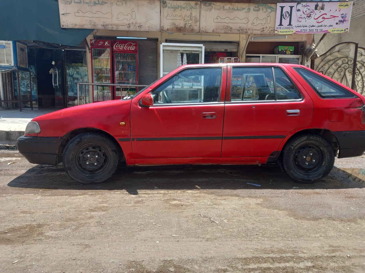 هونداي موديل 94
سنويه لل29
گير مكينه شرط 
وايرمنيه كلها شغاله 
تايرات جديد.. كابون بيها ورقي 
شرط التحويل 
السعر 19 بيها مجال قليل 
غير موجود عالفيس ***********
