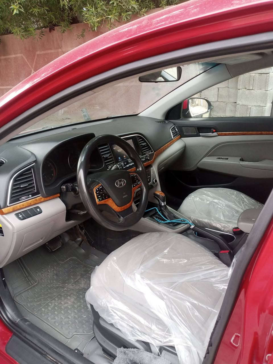 السلام عليكم موديل 2017
النترا وارد امريكي حادث الهلال مال جاملغ الخلف سايق والباب الخلفي بدون دواخل الرقم بغداد بسمي والهزه والسنويه الحد 2029 كير والمكينه الا تنقيص والا تبخير السعر 122 وبيه مجال *********** مكانه السياره الدوره
