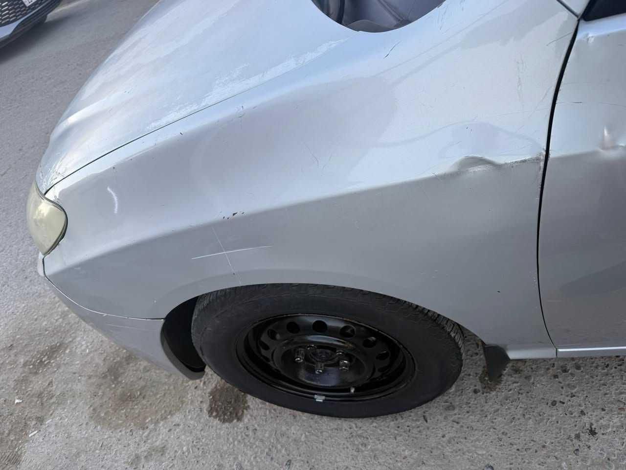 السلام عليكم
النترا ٢٠٠٩ خليجي لون سمائي محرك ١٦٠٠  رقم دهوك 
مواصفات عاديه بيها ملاحظات بالكشر بدون حادث 
سعر ٧٠ ورقه 
للاستفسار الاتصال على 
***********
