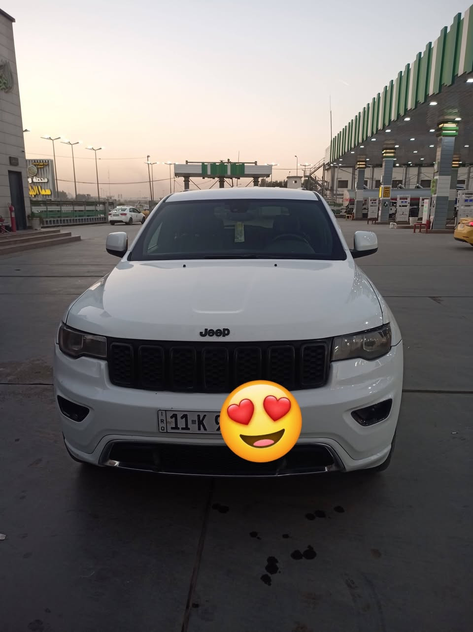 🚗 للبيع جيب موديل 2017 – وارد أمريكي 🇺🇸
📞 رقم الاتصال: ***********
🔹 المواصفات:
- محرك 3600
- تدفئة للمقاعد ، تدفئة ستيرن
- صندوق كهرباء (فتح/غلق بالشفط)
- تشغيل بصمة + تشغيل عن بعد
- كاميرا خلفية
- منظومة زينون
- تحكم بالستيرن + شفت كير  
- تبريد ثلج قطعتين
-  خلفيه + 
📌 السيارة:
- وارد أمريكي : حادثها متوجد بل منشور صور حادث    
- رقم إنكليزي بأسمي 
💰 السعر 165 وبيها مجال قليل 🌹
