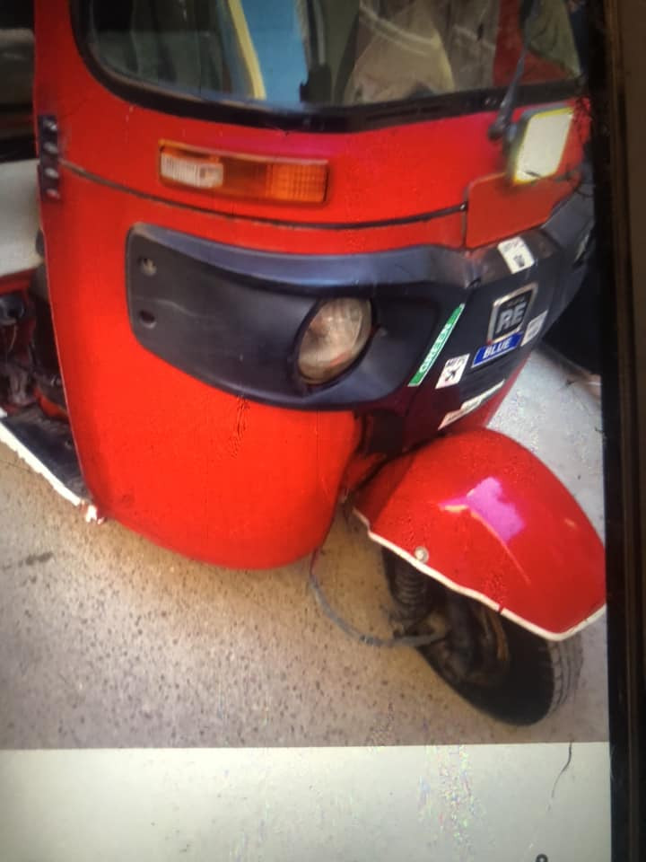 تكتك 2017 تخم تاير جوبلس جديد مكينه جديده كابرتر شركه سلف شركه باتري جديد صار شهربوربرنات جديده صدر جديد كشره وسط 2اسبير بيه ماشه جديده الحريه السلام 3 ملايين وربع


**إذا كنت صاحب هذا الإعلان وتريد حذفه لأي سبب، رجاءا أرسل رسالة إلى الدعم الفني**