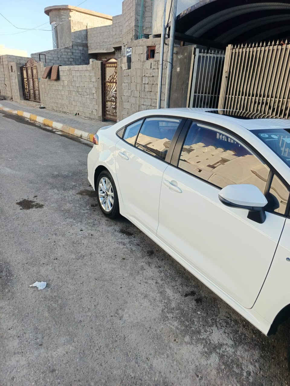 للبيع كورولا موديل 25 مكفوله سونار مرفق ماشيه 15الف مابيهه نقص لو شعره باسمي
فول مواصفات كشن كهربائي مواصفات الفول مكان عامريه الفلوجه 
السعر 152وبي مجال بسيط اي استفسار الاتصال 
***********
