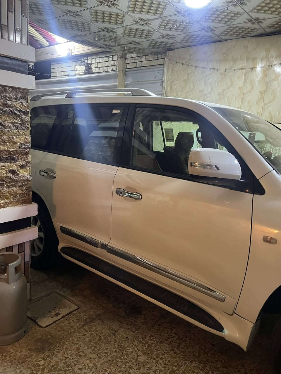 ﷽
السلام عليكم 
لاندكروز للبيع 
موديل 2010
مواصفات 
1كاميراخلفيه
2شاشه 
3ثلاجه 
4تحكم ستيرن 
5مثبت سرعه 
6 محرك 6V
السعر 28الف قابل للتفاوض 
العنوان الفلوجه 
واتساب ***********

‭0750 615 2199‬
