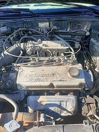 سيارة مسبوشي لانسر نضيف موديل 93سنوية خضرة صاحبها موجود شرط التحويل سي...