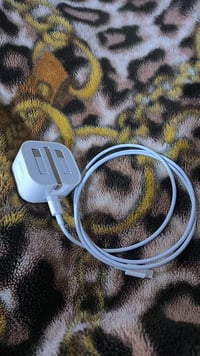 شاحن أصلي • ماستر • مستعمل أقل من شهر