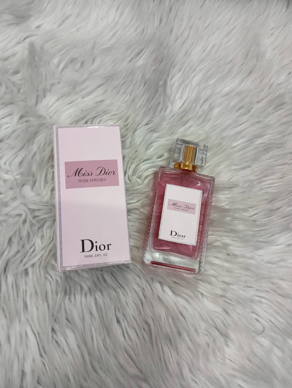 عطور متنوعة
سعر القطعة ٥٠٠٠
توصيل بسمايا فقط


**إذا كنت صاحب هذا الإعلان وتريد حذفه لأي سبب، رجاءا أرسل رسالة إلى الدعم الفني**