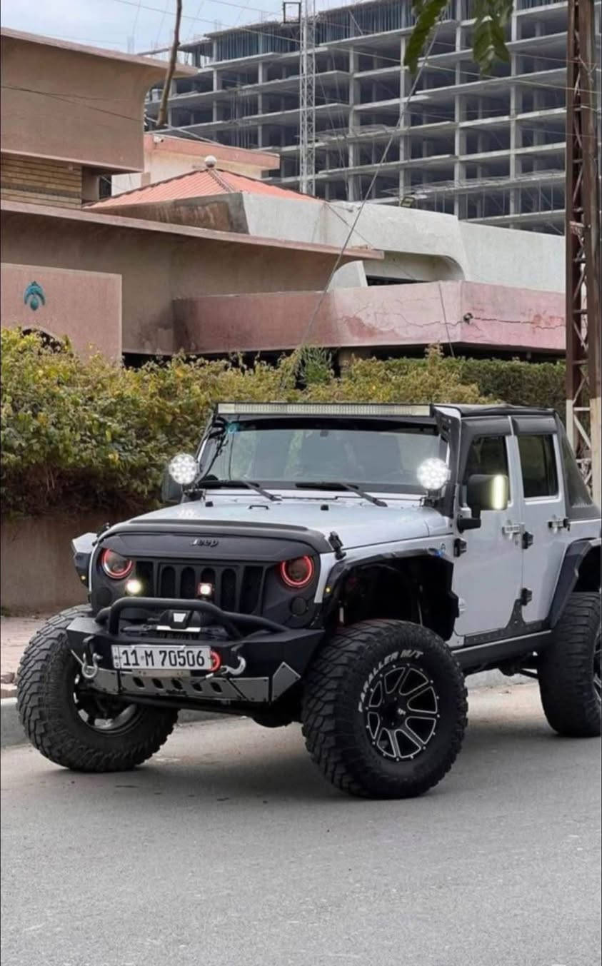 السلام عليكم للبيع او مراوس
2012  السياره بدون صبغ فقط بارد بل صندو ك كير مكينه اكسل مكفولات 

١ السياره عليه ترفيعه ٣.٥انج راف كانتري

 ترفيعه بدي تير فلكس١.٥

دبلات ستيرن راف كانتري 

قماره مائله بيست ستوب  حامله سبير مائله سمتي بليت 

دوسات كهرباء 

دعاميه اماميه سمتي بليت 

ونج وزن ٦طن 

شباك توب فاير 

دعاميه خلفيه توب فاير 

دبل اكزوز بارلا اسود 

فندرات خارجيه توب فايرمع اضاءه  

فندرات داخليه بوزن سبايدر مع اضاءه 

فندرات جانبيه بوزن سبايدر مع اضاءه 

لايتات وبروجكترات سستم بكلايت لد 

لد بار بروجكتر 

ويل ١٧rdr تايرات حجم ٣٥ بس شويه تعبانات

الفور ويل لا يعمل 

بصمه

كشنات جلد ارضية جلد .

السعر 160

***********
