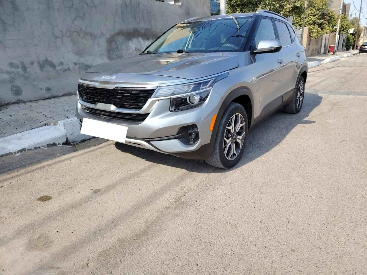 سيلتوس رصاصي2023
محرك 2000 دوش
رادارات أمامية وجانبية
فتحة سقف
كشنات جلد
فور ويل
بصمة
تشغيل عن بعد
شاشة كار بلي
أنارة داخلية لمس
ويل كب بلادي
شحن لاسلكي
تحكمات ستيرن
إشارات مري جانبية
تدفئة كشنات
تحكمات كشنات كهربائية
مانع انزلاق 
٣ وضعيات قيادة 
قطعتين تبريد
انطفاء ذاتي
تحديد مسار 
نظام اقتصادي
فول مواصفات
مكاني ديالى_بعقوبة 
رقم #مشروع_وطني_ديالى
للاستفسار ***********
