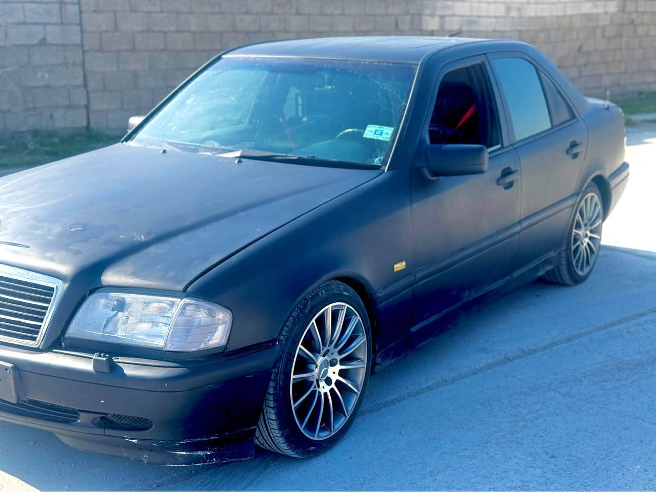 Marsedz benz w202
مەکینەو گێڕ ئەکسل بەشەرت
بەرمەجە و ساود سیستەمی لەسەرە 
بەرمەجەی فەسلەی  بۆدانراوە 
ئەکسلی ڕەیسین  
کلاج و عەینەی ڕەیسین 
ویل و تایەی تازەیە 
٤٧$ مەجالێکی کەم 
*********** السليمانية, العراق
