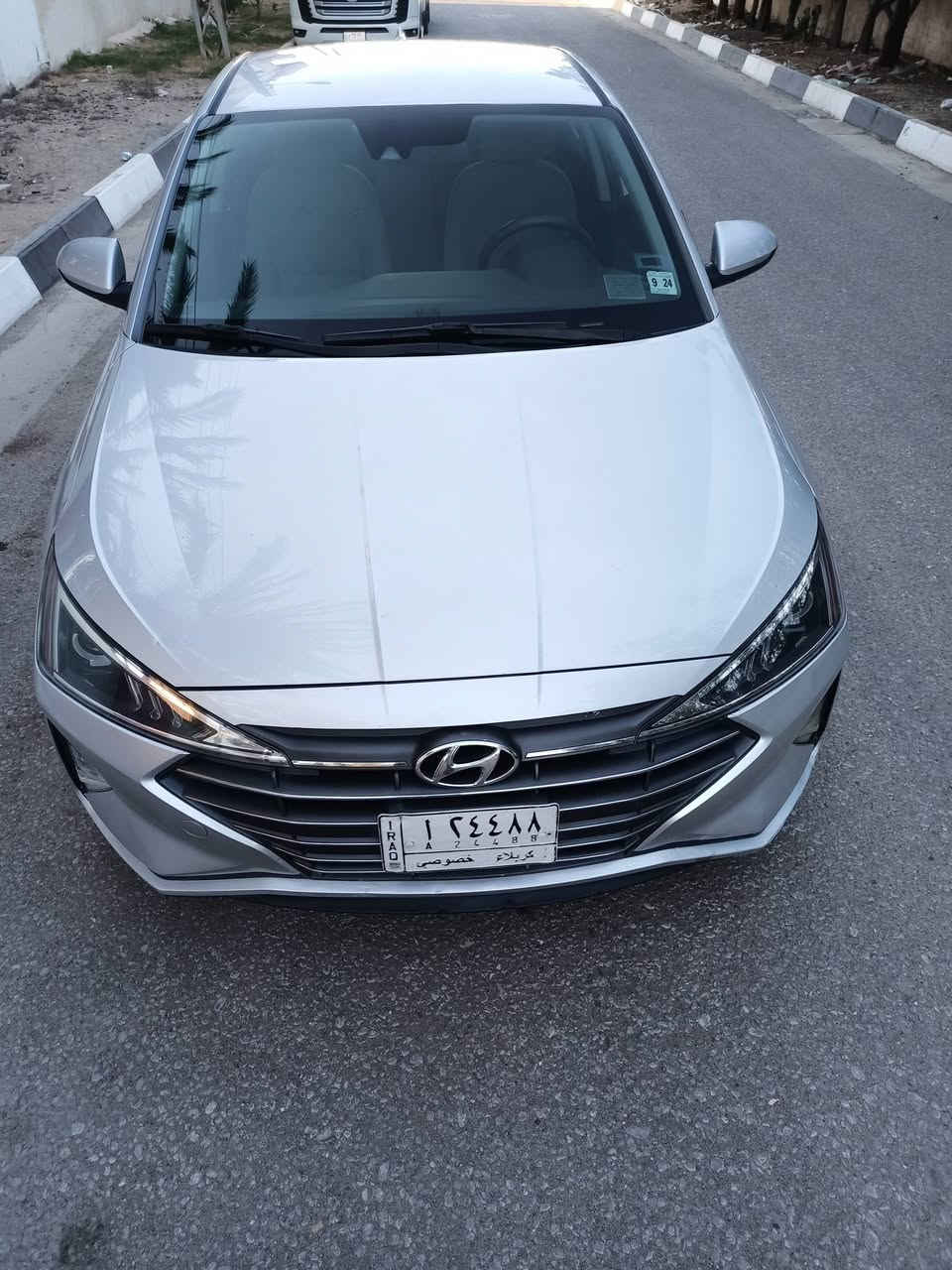 السلام عليكم النترا 2019فول رقم مميز جديده كلين مواصفات  رادار جانبي توقف ذاتي  اناره ترحيب اضاءه يدات باب حساس خلفي تحويل مباشر محرك 2000 دوش كير اي تي المرغوب  ماشيه 110حقيقي مواصفات شاشه كبيره لمس تدفئه كوشنات تدفئه مقود لد امامي زنون بك ليت ليد 3 دي دائري نظام ايكو تقليل صرف نظام اي بي اس مانع منحدرات حساس ضغط الاطارات تخم تاير جديد كوري ويل كب كروم حجم 17 فقط مكان السياره كربلاء السعر 128 تليفون ***********  صور الحادث داخل المنشور
