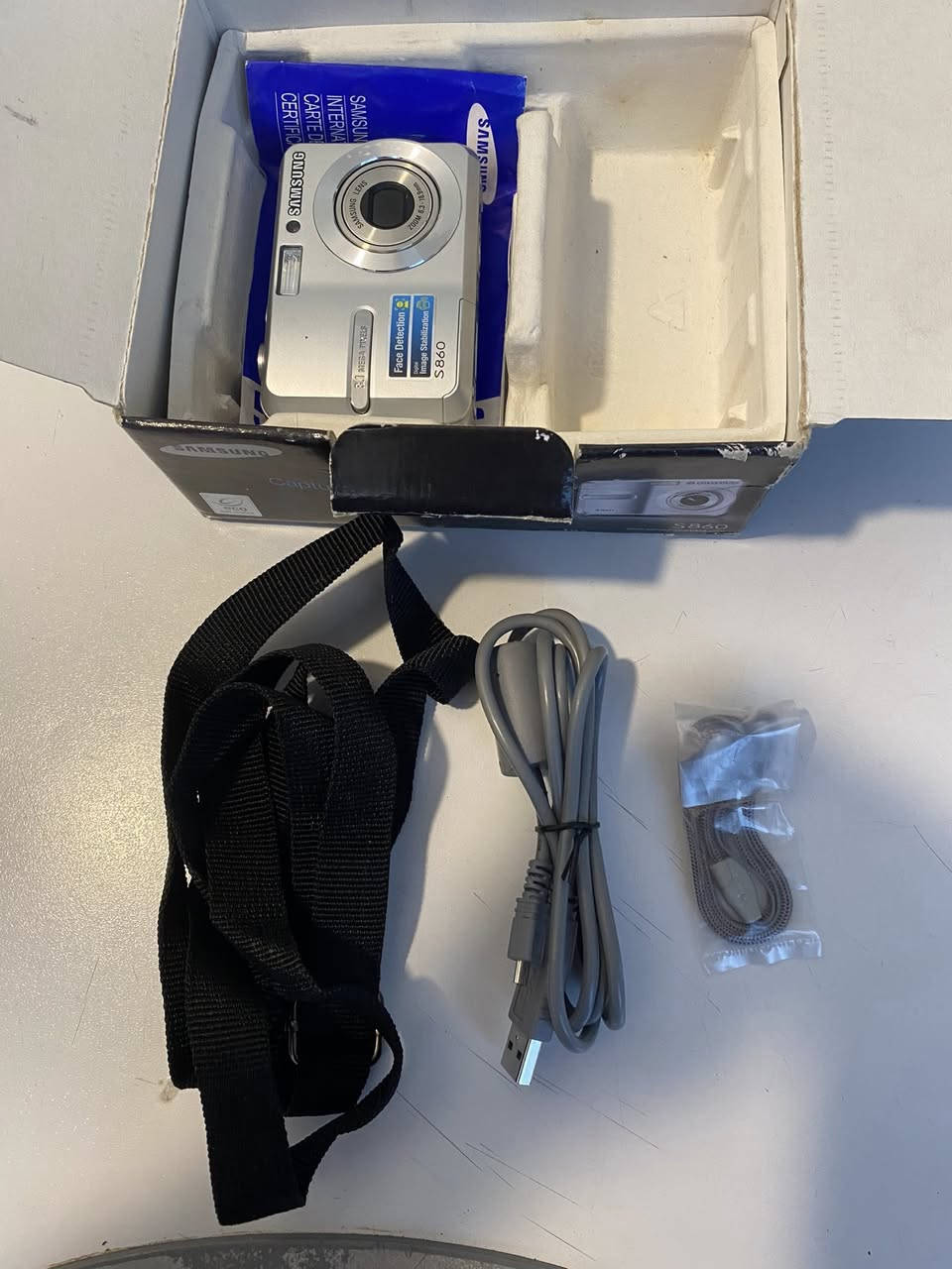 كامره دجتال بس هيج صوره بيضاء جديده مع الملحقات15 الف


**إذا كنت صاحب هذا الإعلان وتريد حذفه لأي سبب، رجاءا أرسل رسالة إلى الدعم الفني**