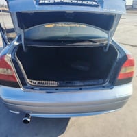 البيع موديل ٢٠٠٠ رقم بغداد  تبريد ويه السويج مكفوله من ضربه سيارة كلش ...