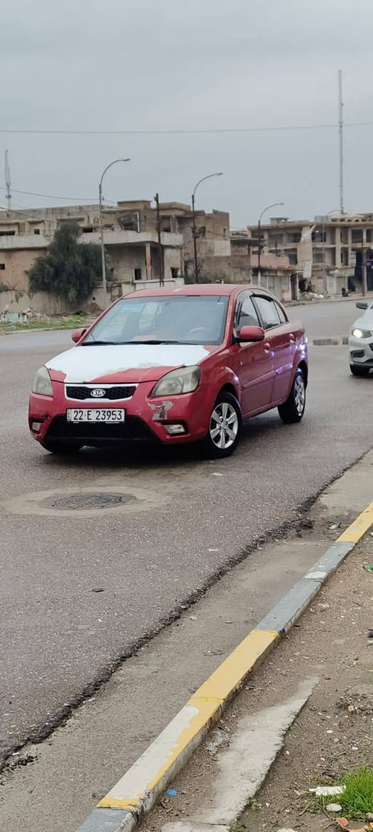 سلام عليكم كيا ريو للبيع داخل برايد كير ومكينه شرط طخم تاير جديد باتري جديد سستم سماعات وشاشه وكامره تحكمات ستيرن كابون بانزين اني الشرعي  اشاير بلمري مرايات كهرب سياره حلوه وجاهزه مكينه 16 للبيع فقط او مراوس بتكسي حسب الاتفاق ضررها 3 قطع داير خلفي وجاملغ خلفي وجاملغ امامي شرط بدون دواخل
مكلف بلنشر رقم صاحب السياره *********** 
السعر 83
