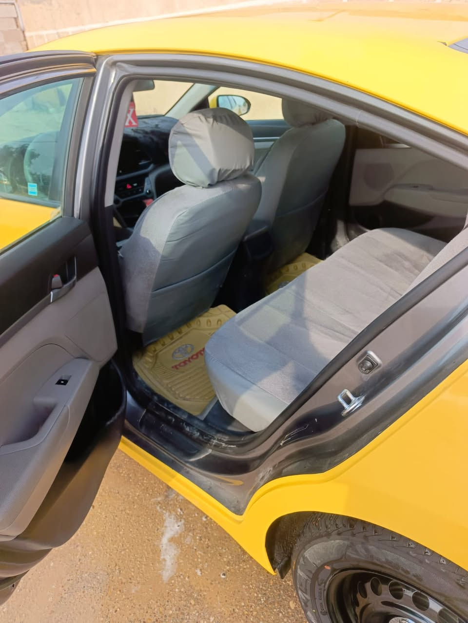 السلام عليكم النتره 2018 سياره حادثه حالوب فقط  ليبل واحدسياره ماشيه 70 السعر 130 بيه مجال لا ستفساره*********** العنوان بغداد احي اور
