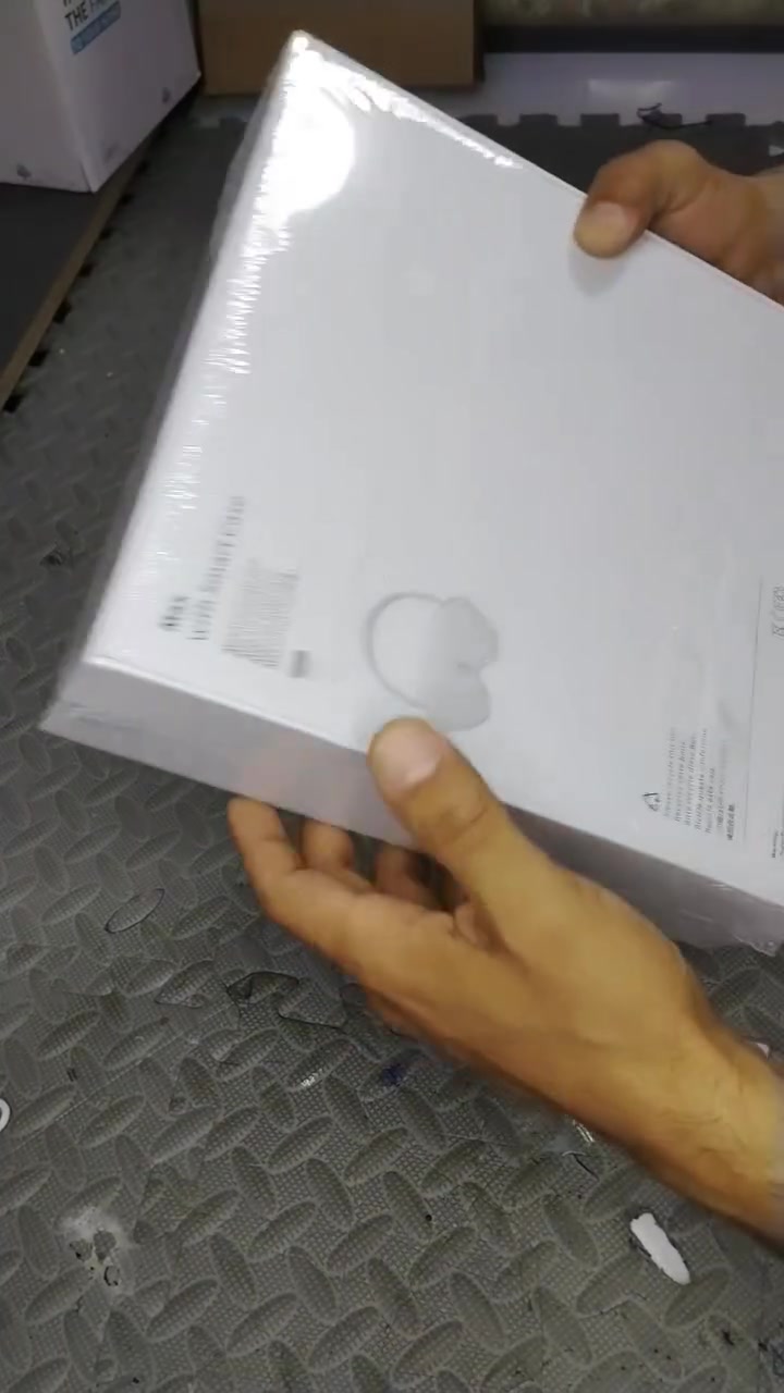 سماعات أبل إيربودز ماكس (Apple AirPods Max)Made in USA Model اللاسلكية.الموديل: A2098.الميزات: متوافقة مع أجهزة iOS و iPadOS و Apple Watch و Mac.المواصفات: تتضمن خاصية إلغاء الضجيج النشط ونمط شفافية الصوت( سعر 80 الف شامل التوصيل


**إذا كنت صاحب هذا الإعلان وتريد حذفه لأي سبب، رجاءا أرسل رسالة إلى الدعم الفني**