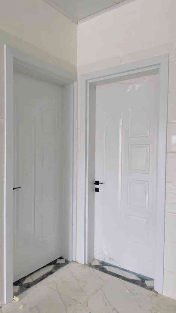 حشوه فوم وليس خليه 
ضمان حقيقي.
الوان وموديلات مميزه 
سعر الباب الاستندر 150الف مع التركيب 
النقل مجاني داخل الموصل 
الازهار للالمنيوم والبلاستيك 
شارع التعليم مقابل معمل الغاز بجانب كوافير ابو الزوز ***********.....***********
