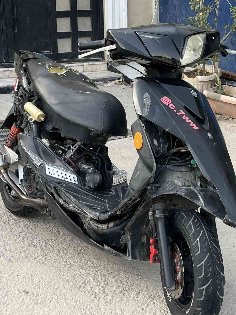 ثعلب مزوده كلجات صالنصه ويلات الدراجه بلاديه مفتوحه مره وحده مبدله البوشه من 58الى بلاديه السعر 600او بيها مجال +الكفرات موجودات كاملات


**إذا كنت صاحب هذا الإعلان وتريد حذفه لأي سبب، رجاءا أرسل رسالة إلى الدعم الفني**