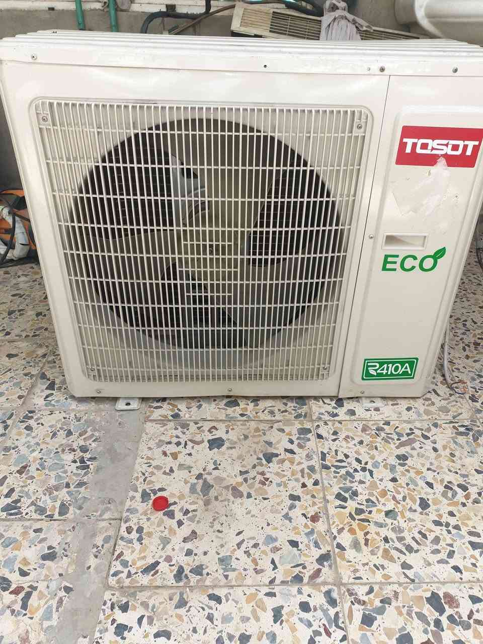 قطعه خارجيه ٣طن توسوت علا وضع الشركه السعر ٤٠٠ قفل ***********
